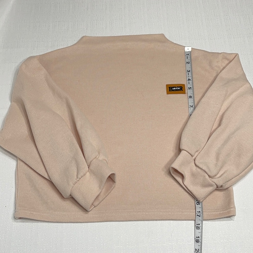 Besr Arctic Best Arctic Crop Sweater tan color